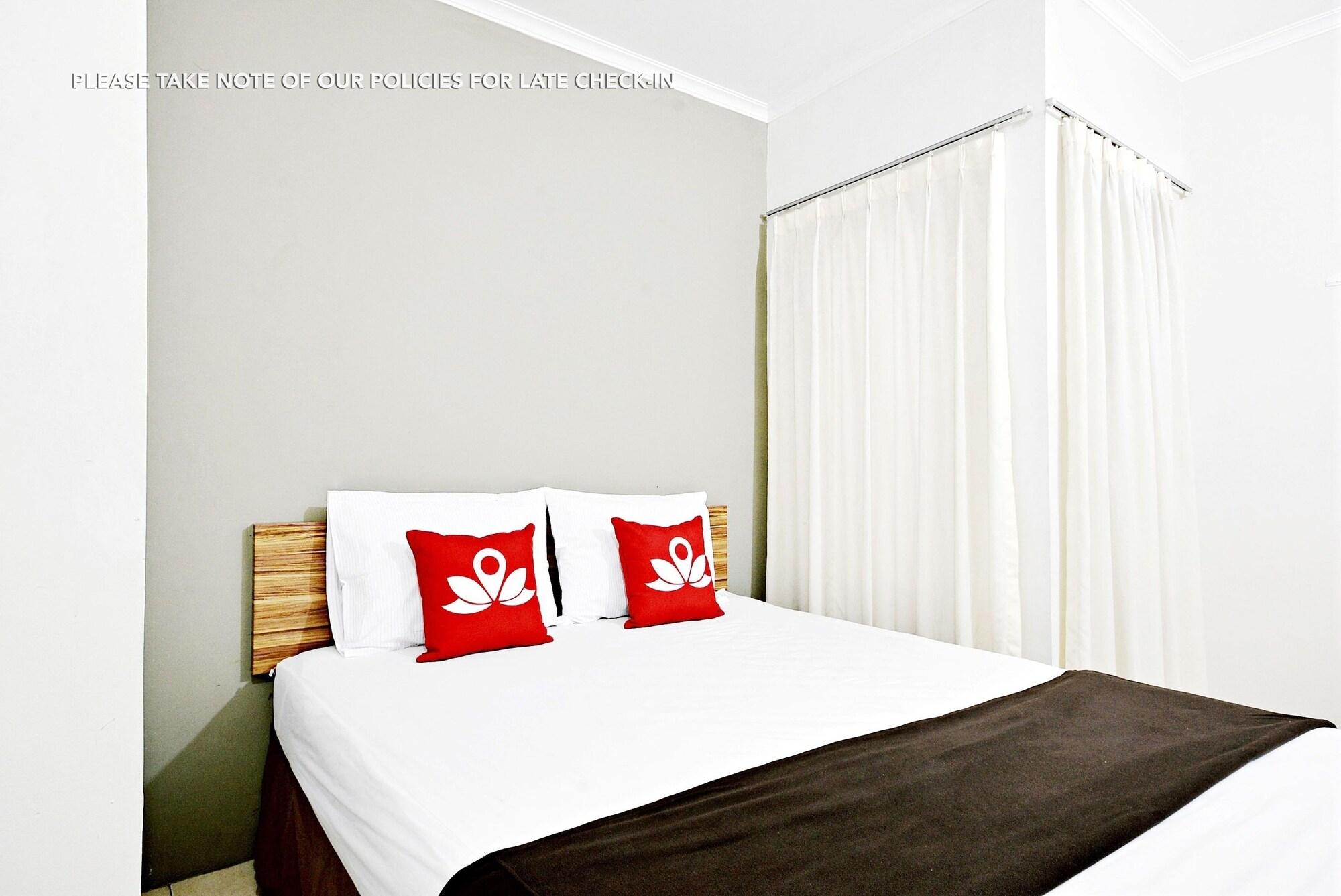 Zen Rooms Mampang Prapatan จาการ์ตา ภายนอก รูปภาพ