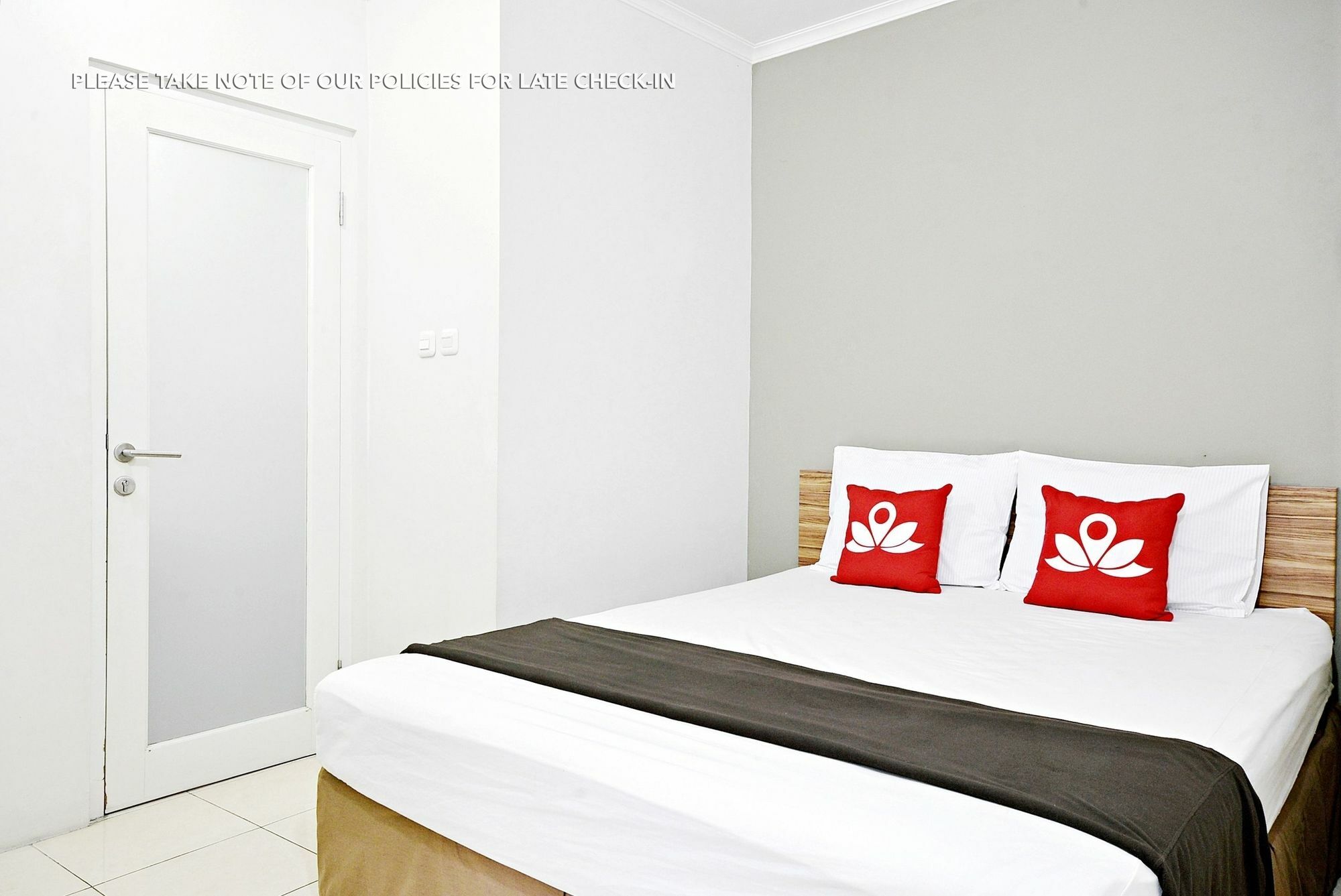 Zen Rooms Mampang Prapatan จาการ์ตา ภายนอก รูปภาพ